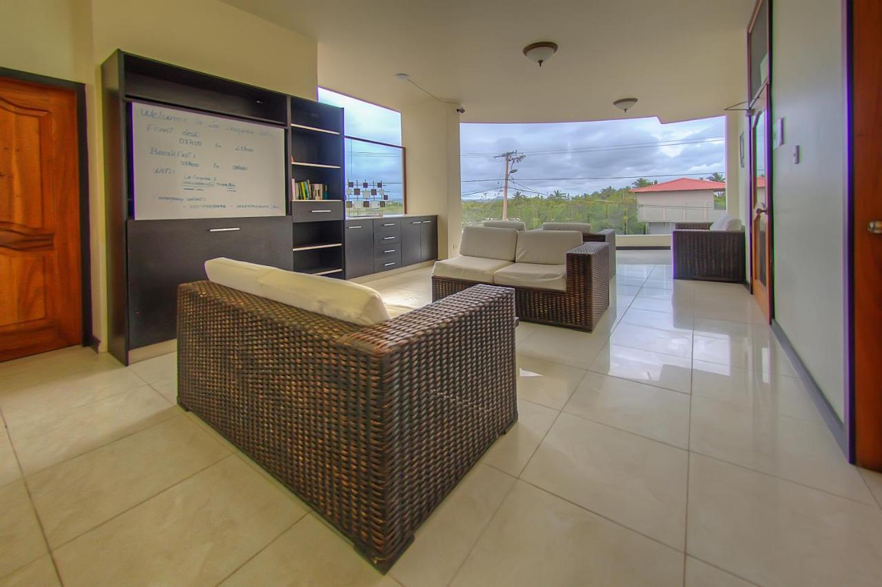 Hotel La Laguna Galapagos Пуерто Виламил Екстериор снимка