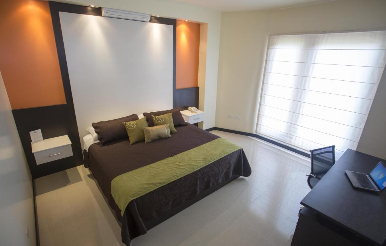 Hotel La Laguna Galapagos Пуерто Виламил Стая снимка