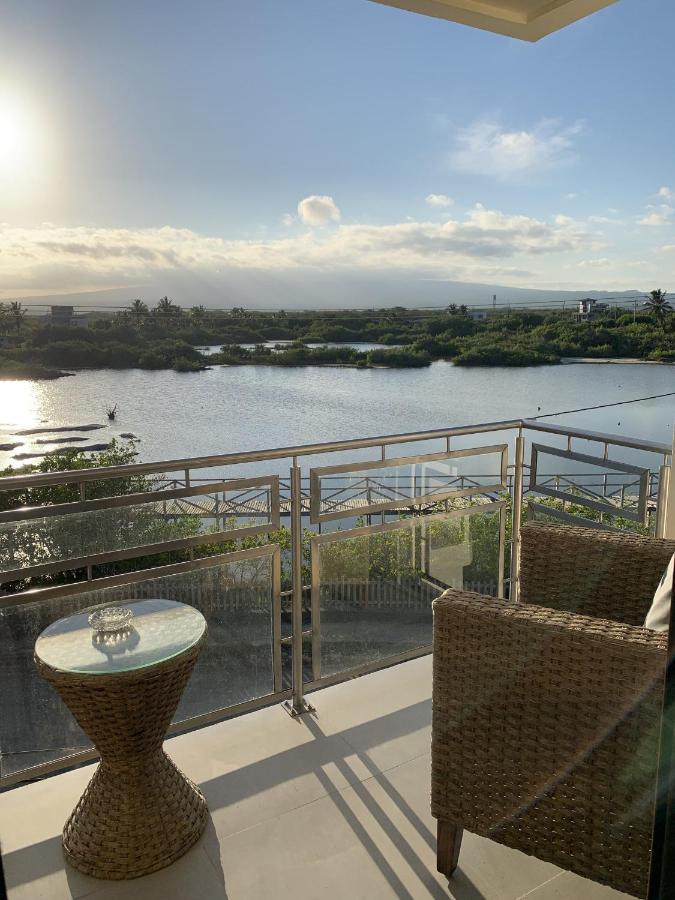 Hotel La Laguna Galapagos Пуерто Виламил Екстериор снимка