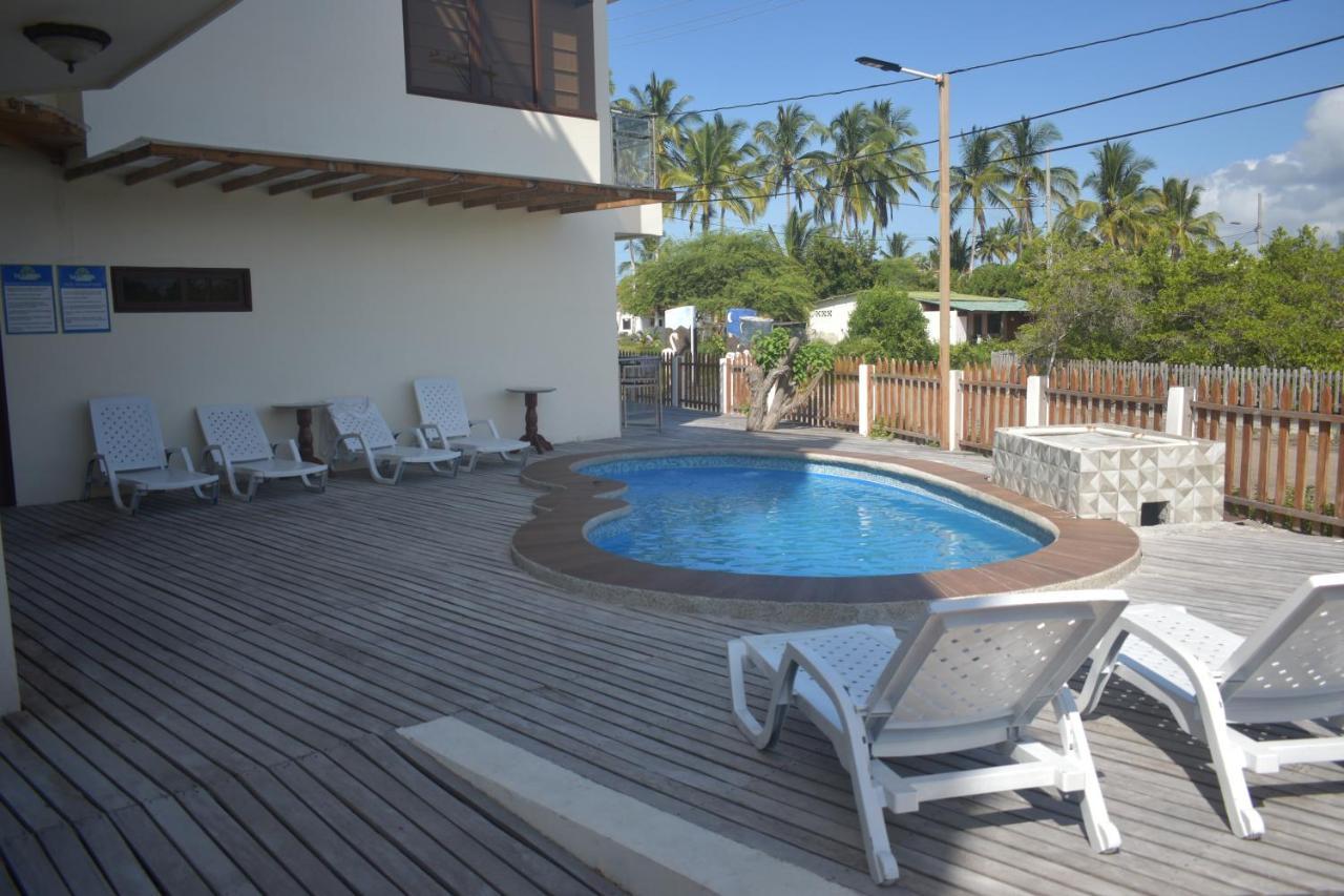 Hotel La Laguna Galapagos Пуерто Виламил Екстериор снимка