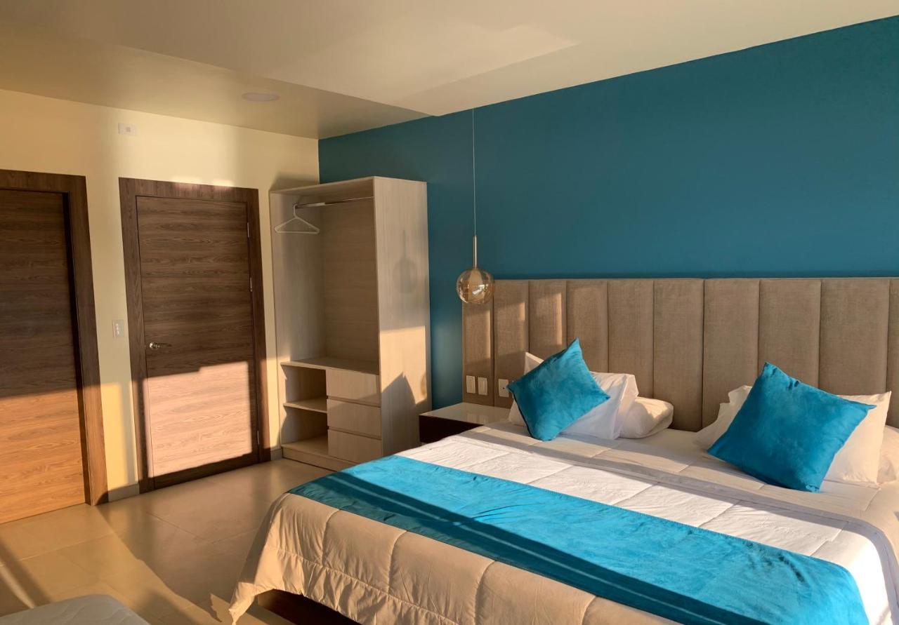 Hotel La Laguna Galapagos Пуерто Виламил Екстериор снимка