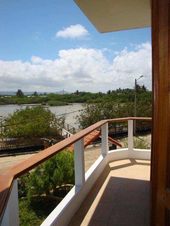 Hotel La Laguna Galapagos Пуерто Виламил Стая снимка